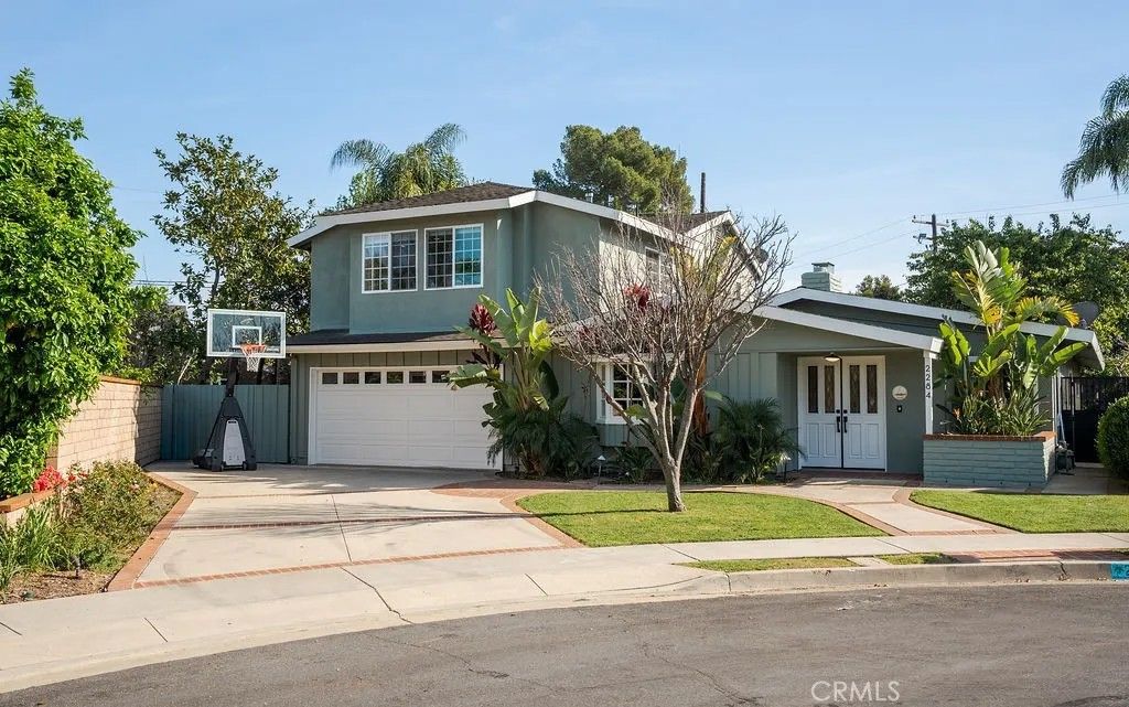 Photo of 2284 Redlands Drive, Newport Beach, CA 92660 (MLS # OC26050121)