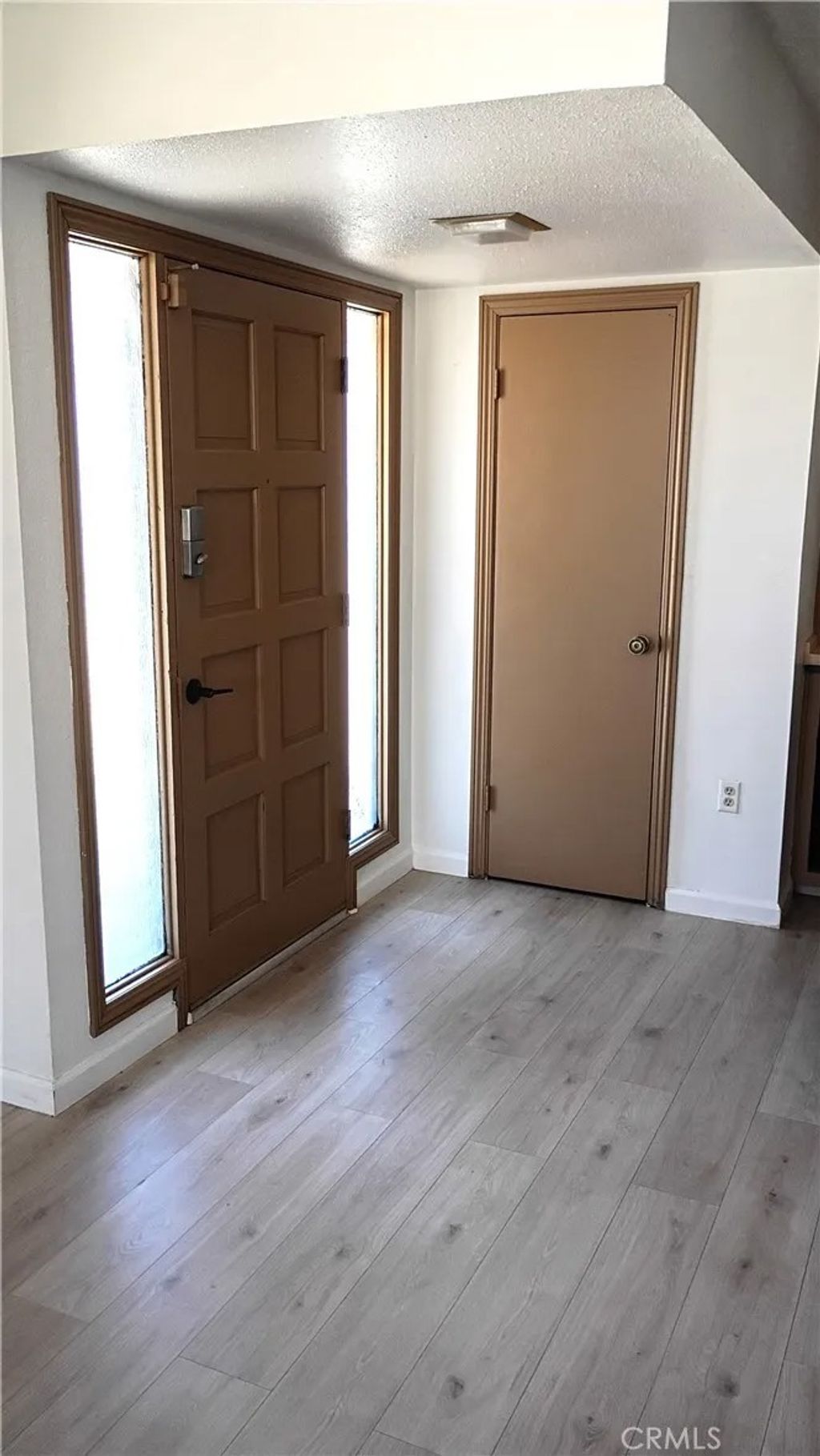 Photo of 889 Cardona Place, Hemet, CA 92543 (MLS # PW26028511)