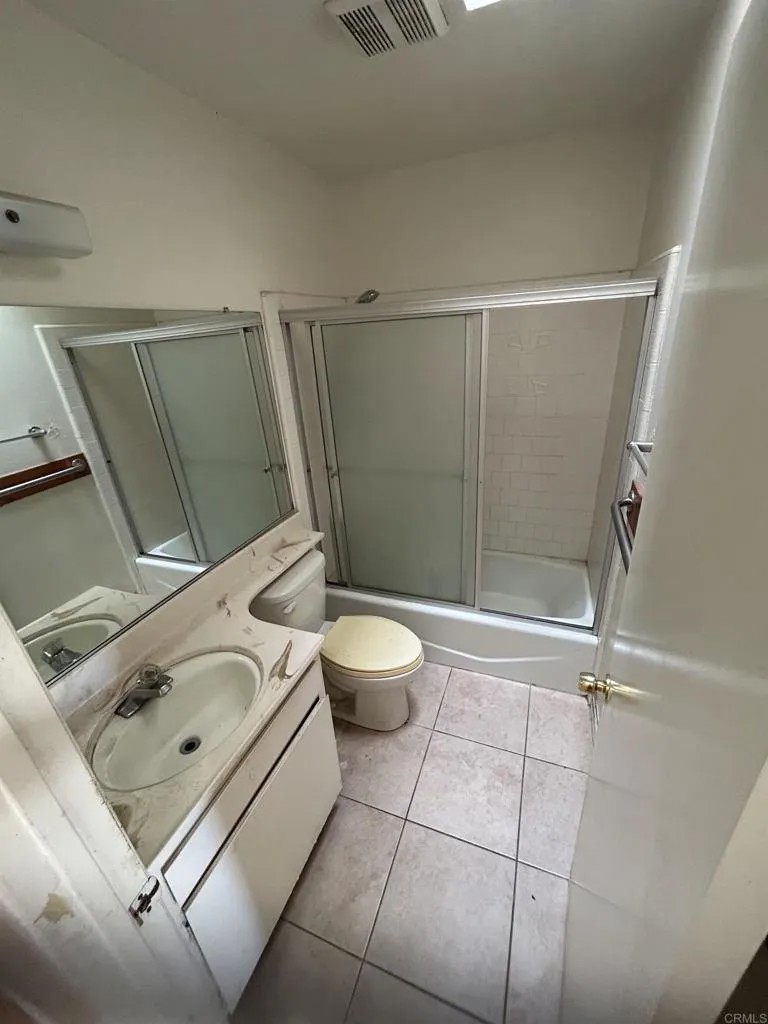 15170 Kingsway Drive