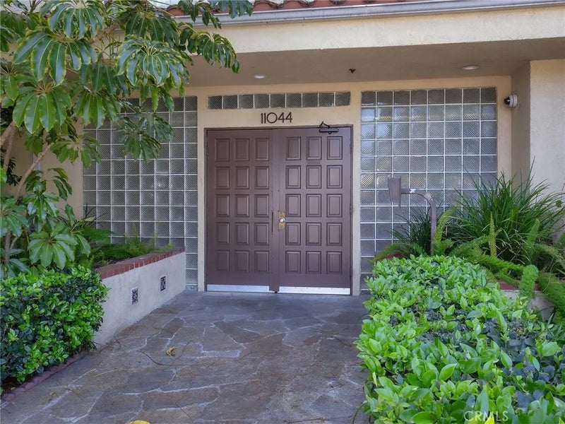 11044 Acama Street 302