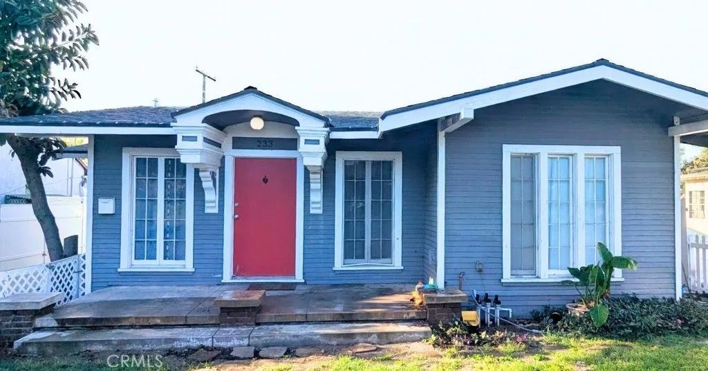 Photo of 233 W I Street #1, Ontario, CA 91762 (MLS # CV26079899)