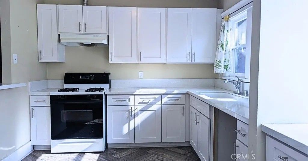 Photo of 233 W I Street #1, Ontario, CA 91762 (MLS # CV26079899)