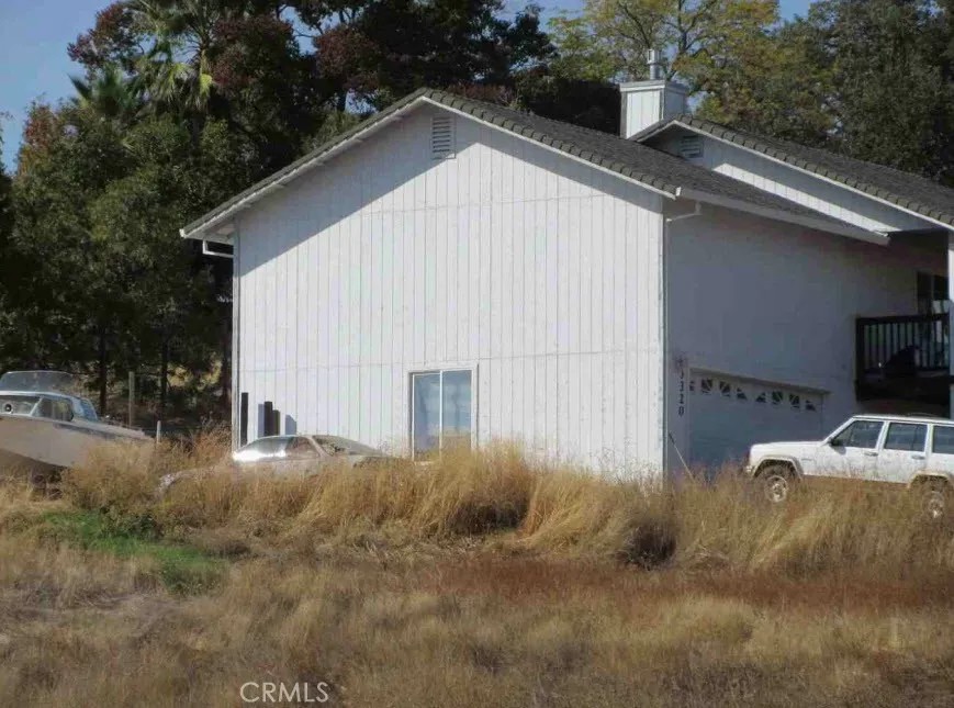 3320 Crowell Lane