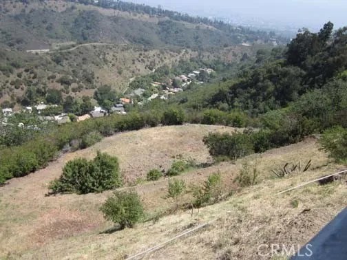 1740 Summitridge