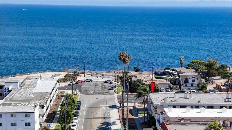4029 S Pacific