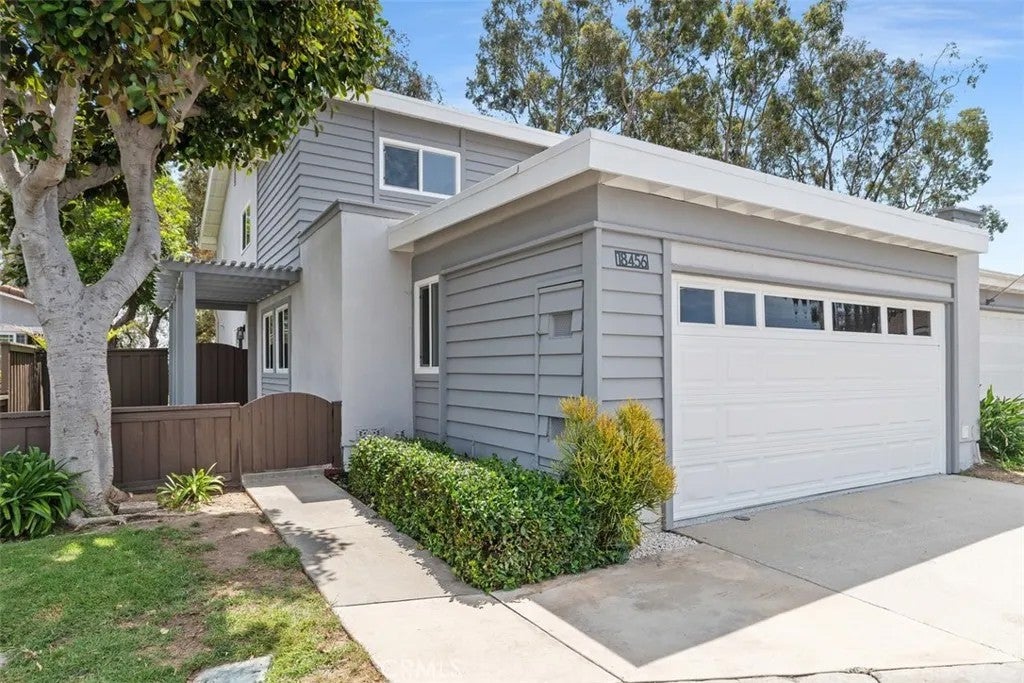 18456 Gina Lane