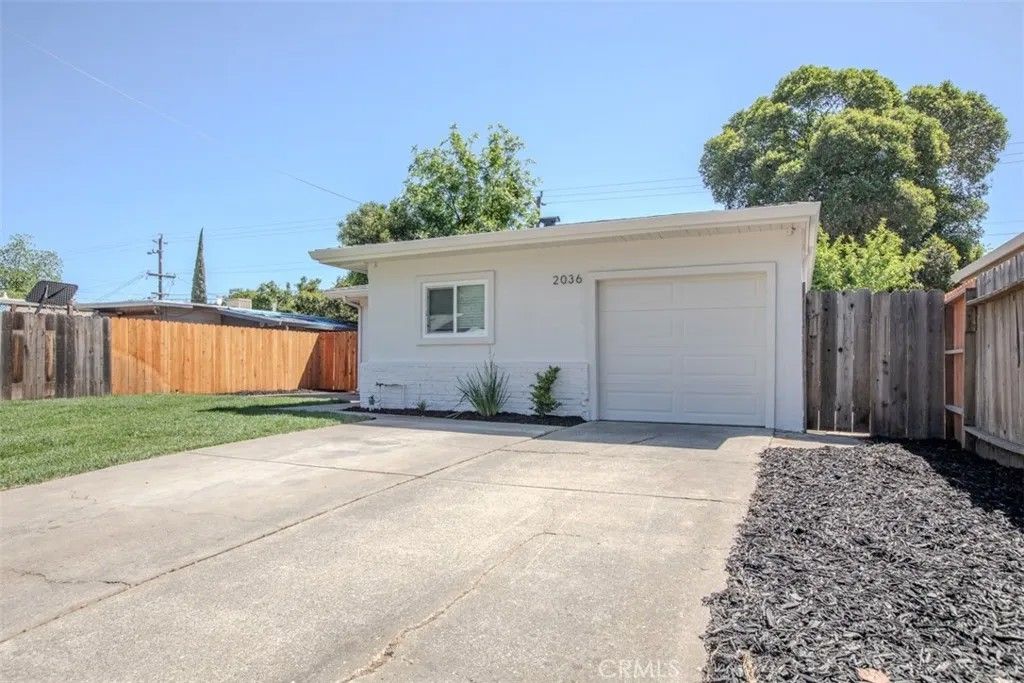 Photo of 2036 La Jolla Dr, Stockton, CA 95204 (MLS # SW26069352)