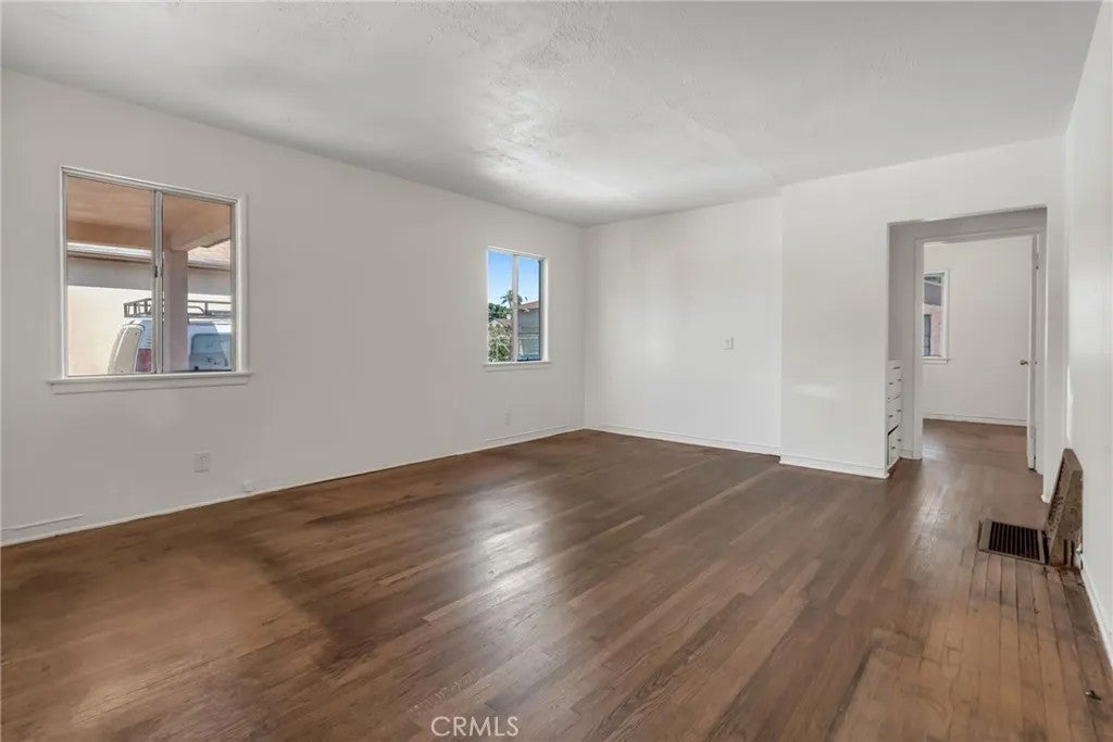 3221 W 113th Street