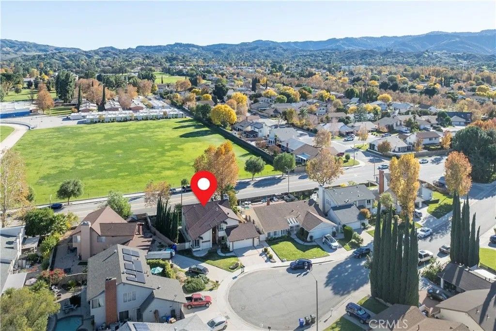 Photo of 23306 Tristin Dr, Valencia, CA 91355 (MLS # SR25273108)