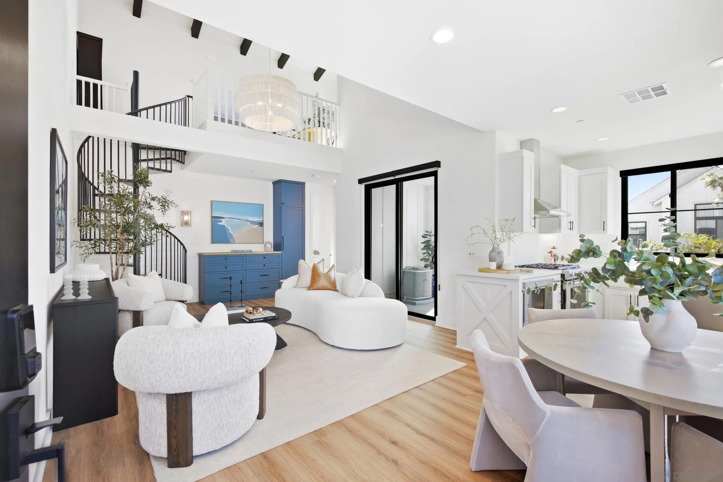 1602 San Remo Place 201