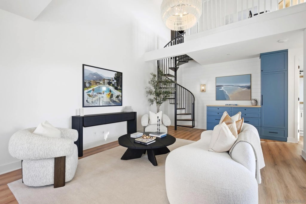 Photo of 1602 San Remo Place #201, Encinitas, CA 92024 (MLS # 260022950)