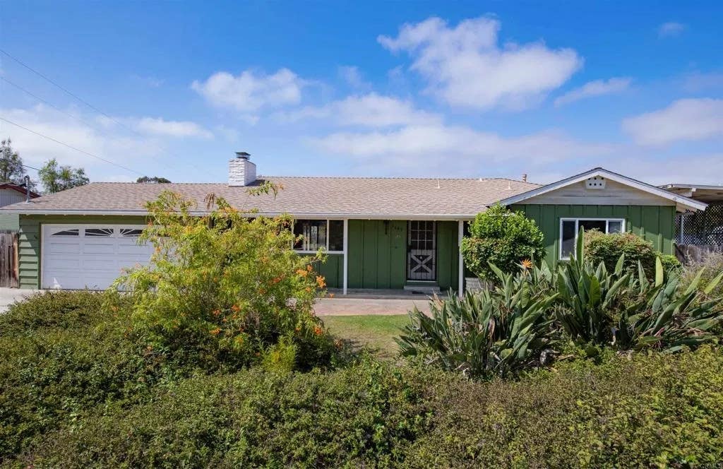 Photo of 1649 Hilcorte Drive, Escondido, CA 92026 (MLS # NDP2607413)