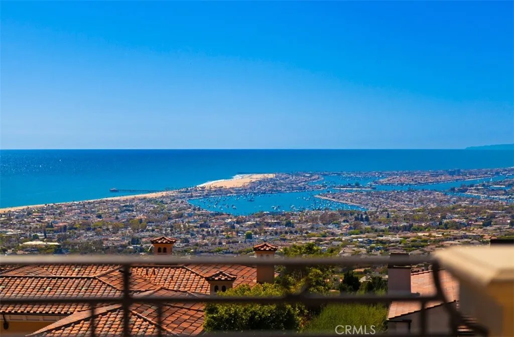 22 Pelican Crest Drive