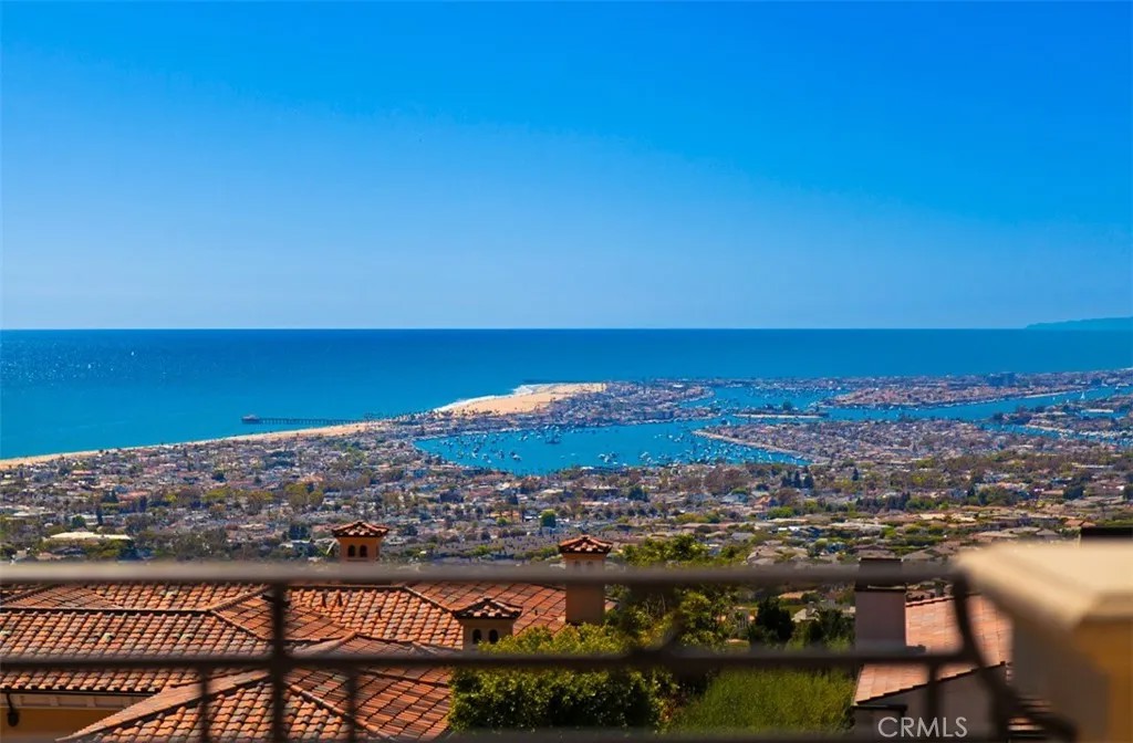 22 Pelican Crest Drive