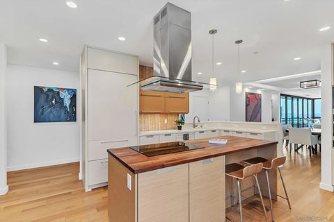 Tiny photo for 700 Front St #1805, San Diego, CA 92101 (MLS # 250032782)