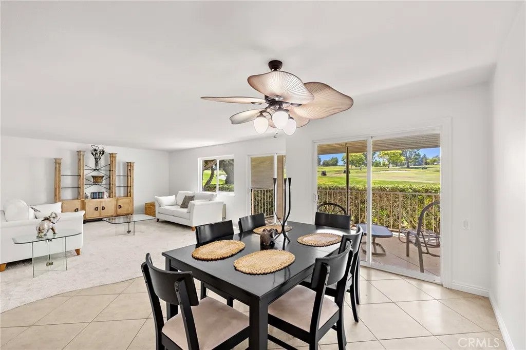 2389 Via Mariposa West 1E