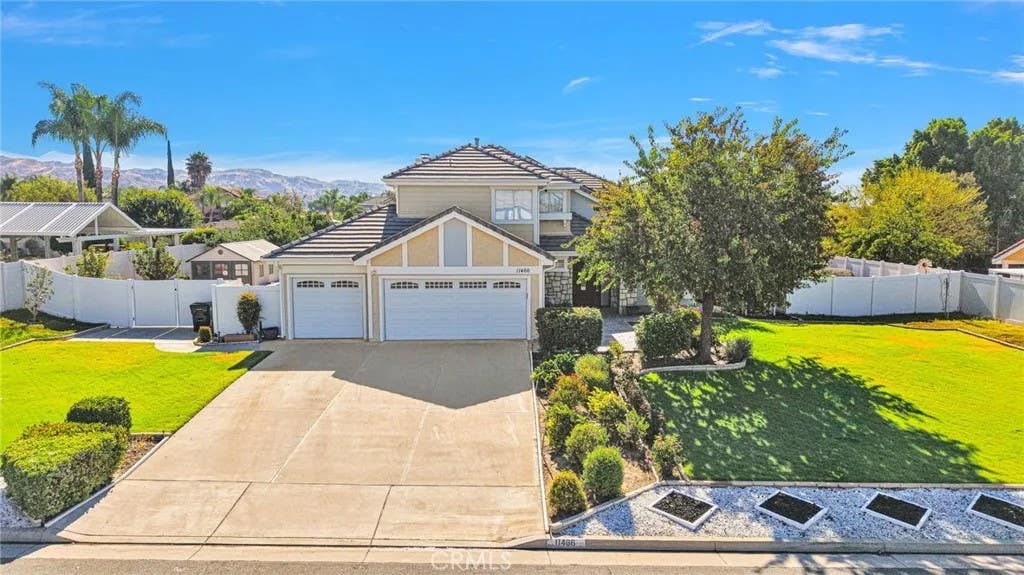 Photo of 11466 Ladd AVE, Moreno Valley, CA 92555 (MLS # TR26150487)