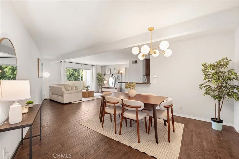10636 Woodley Avenue 47