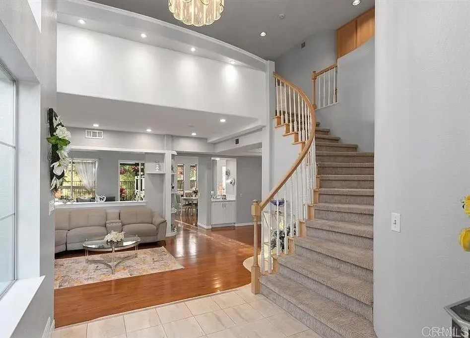 11779 WINDCREST Lane