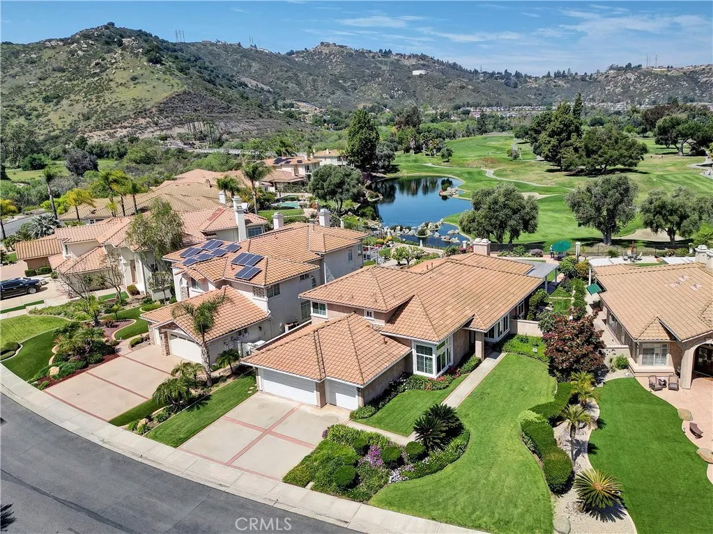 3025 Camino De Las Piedras