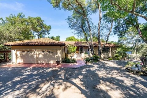 Photo of 2180 San Fernando Rd, Atascadero, CA 93422 (MLS # NS26055741)