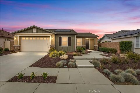 Photo of 516 Farmstead St, Hemet, CA 92543 (MLS # IG26086838)