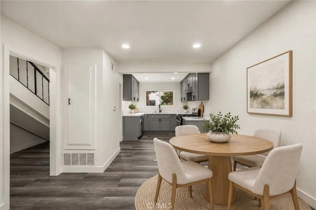 1919 Sherry Lane 46