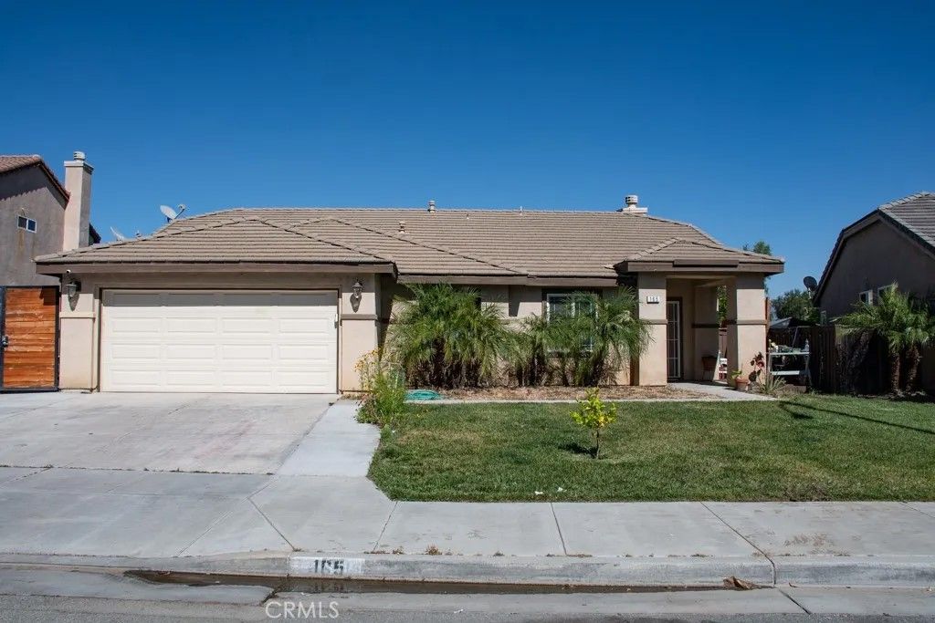 Photo of 165 Solana St, San Jacinto, CA 92582 (MLS # IV26074199)
