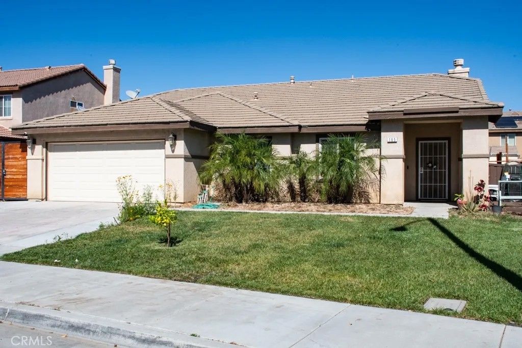 Photo of 165 Solana St, San Jacinto, CA 92582 (MLS # IV26074199)
