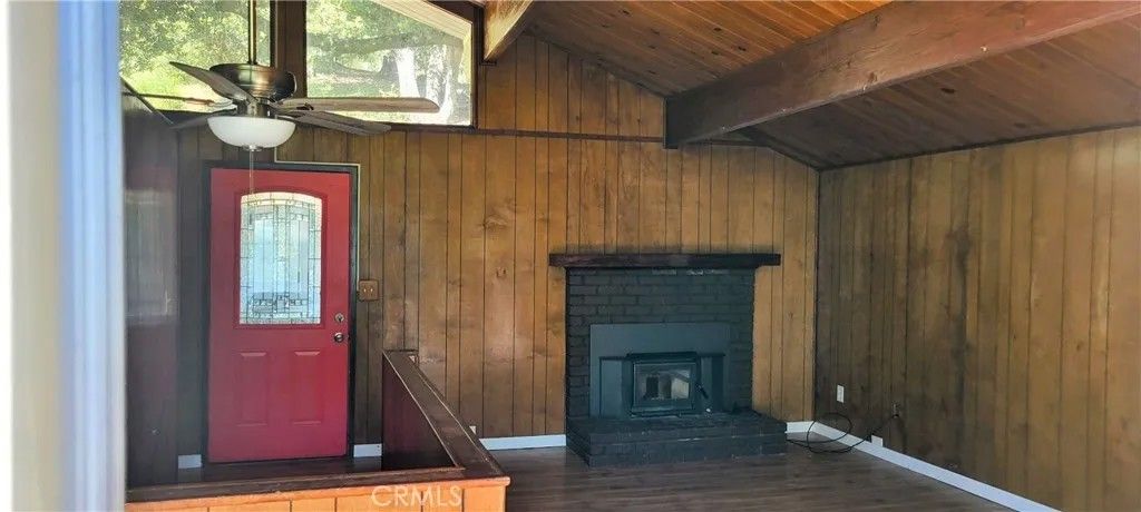 Photo of 389 Dorn Dr, Crestline, CA 92325 (MLS # IG26081458)