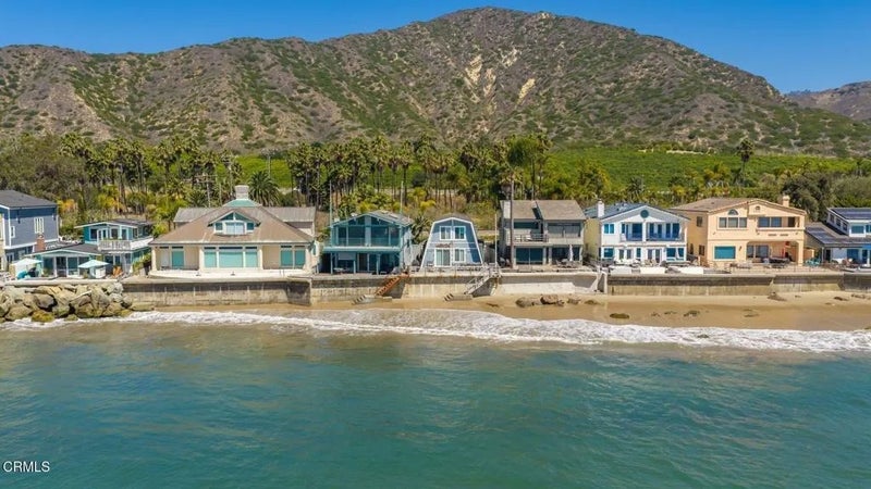 3828 W Pacific Coast Highway