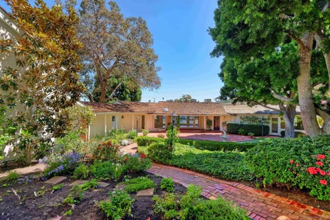 Photo of 7755 Ludington Place, La Jolla, CA 92037 (MLS # 260022470)