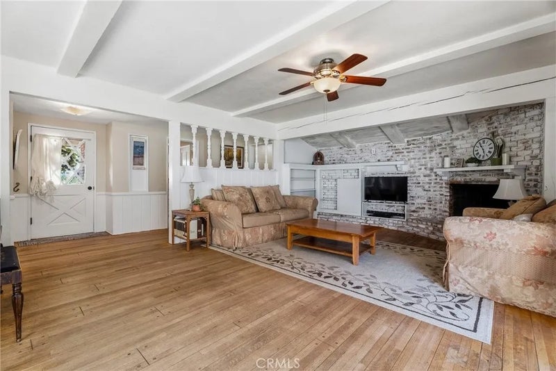 20812 Devonshire