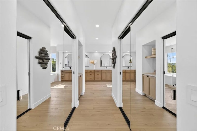 17 Brentwood