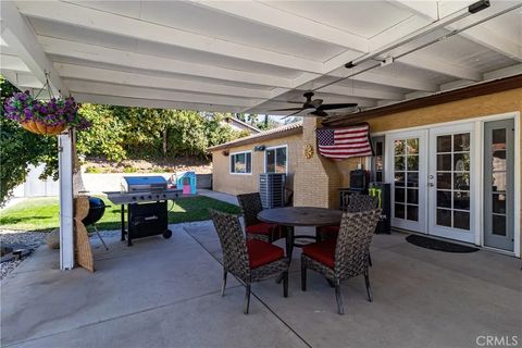 Tiny photo for 2858 Cole Avenue, Highlands, CA 92346 (MLS # IV25253237)