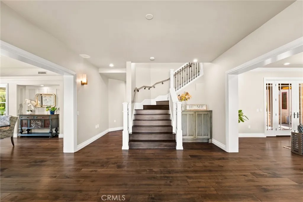 1688 Dwight