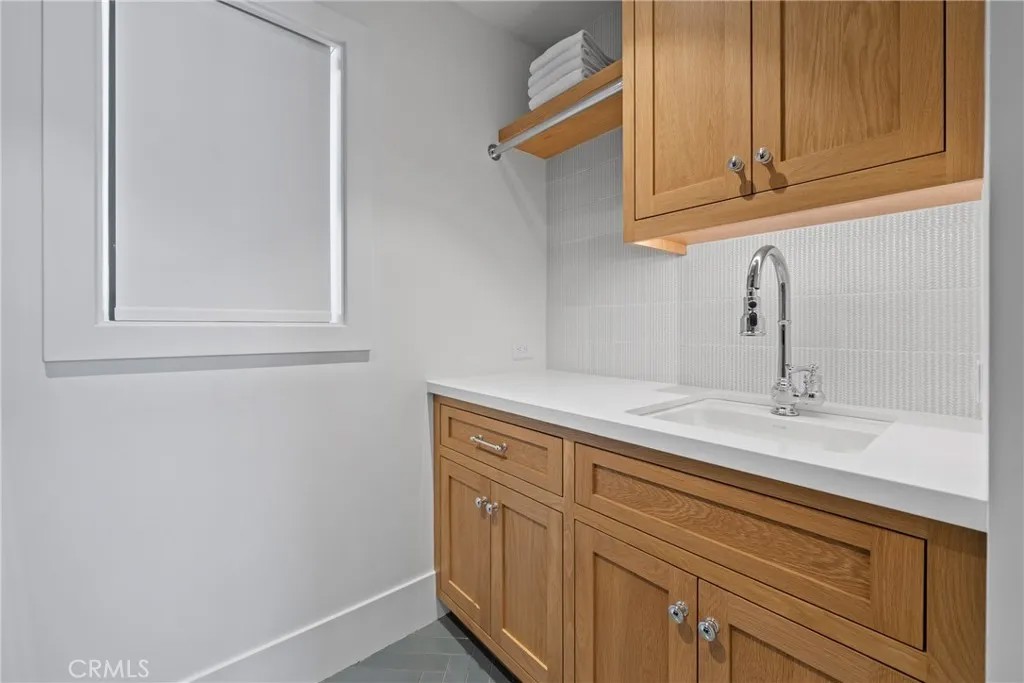 123 44th Street