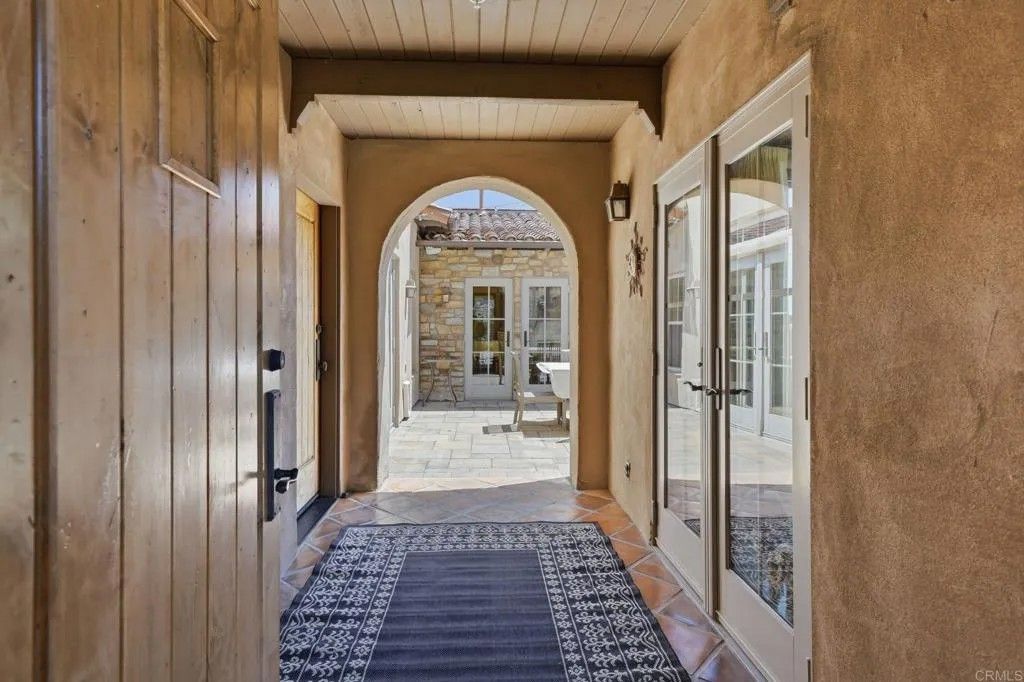 Photo of 7929 Entrada De Luz, San Diego, CA 92127 (MLS # PTP2603162)