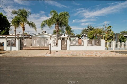 Photo of 8646 Nagle Ave, Panorama City, CA 91402 (MLS # BB26197300)