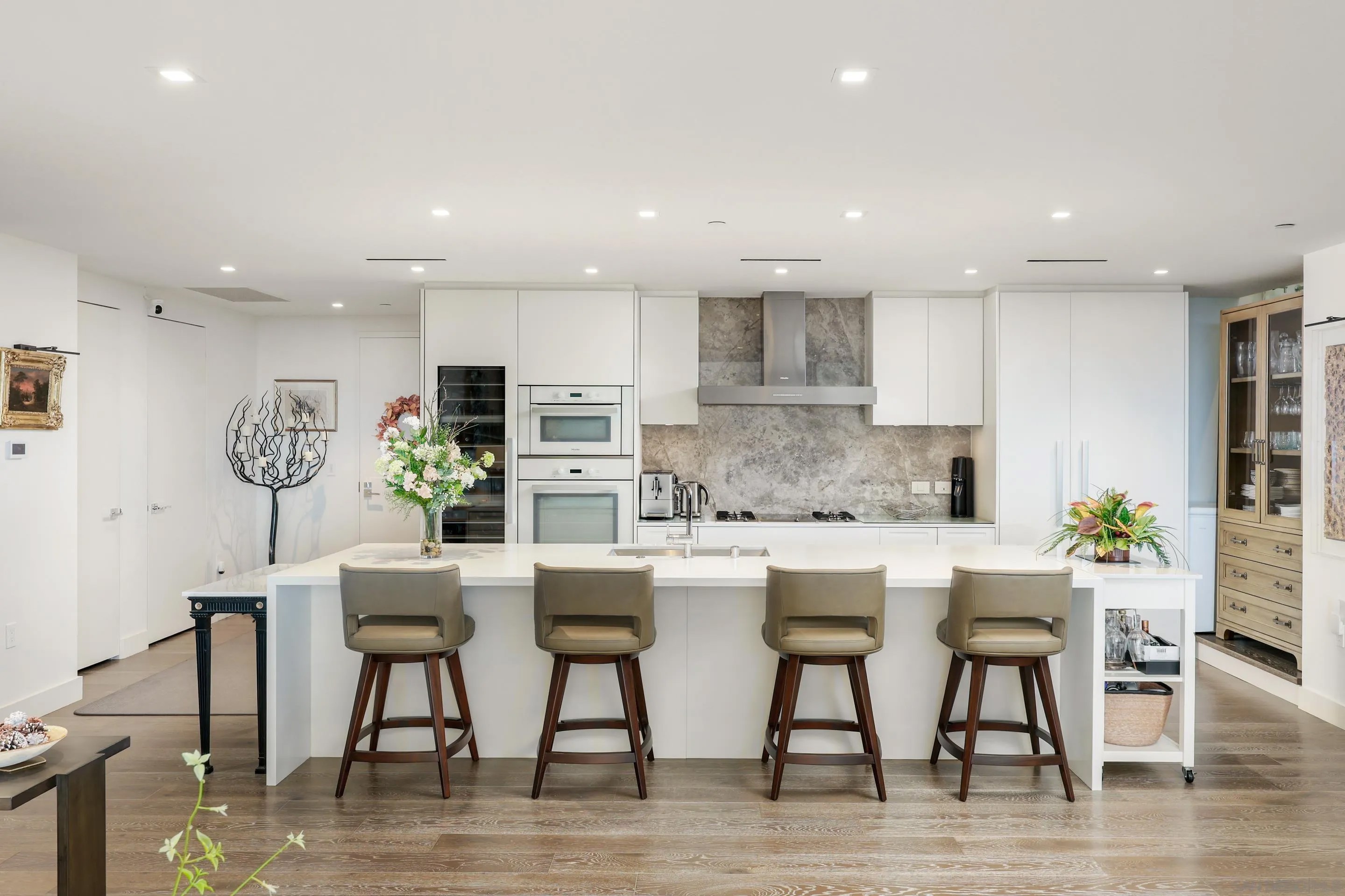 2855 5th Avenue 1302