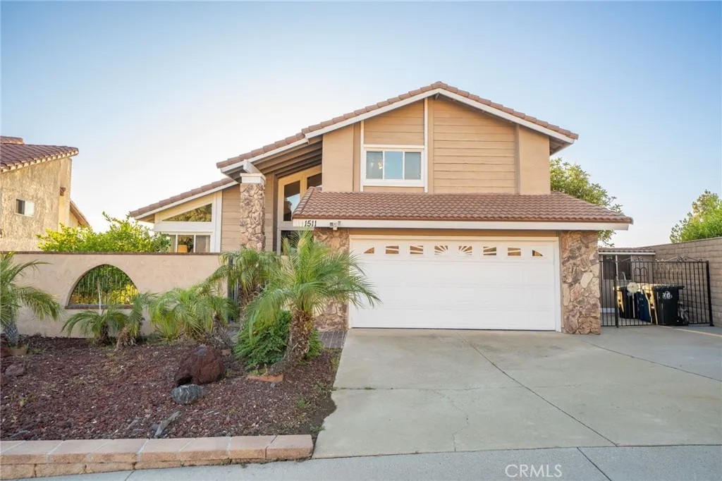 1511 Deer Crossing
