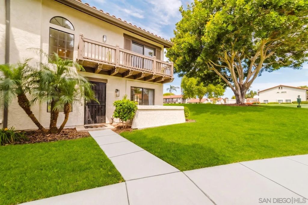 Photo of 6859 Pear Tree Dr, Carlsbad, CA 92011 (MLS # 260010076)