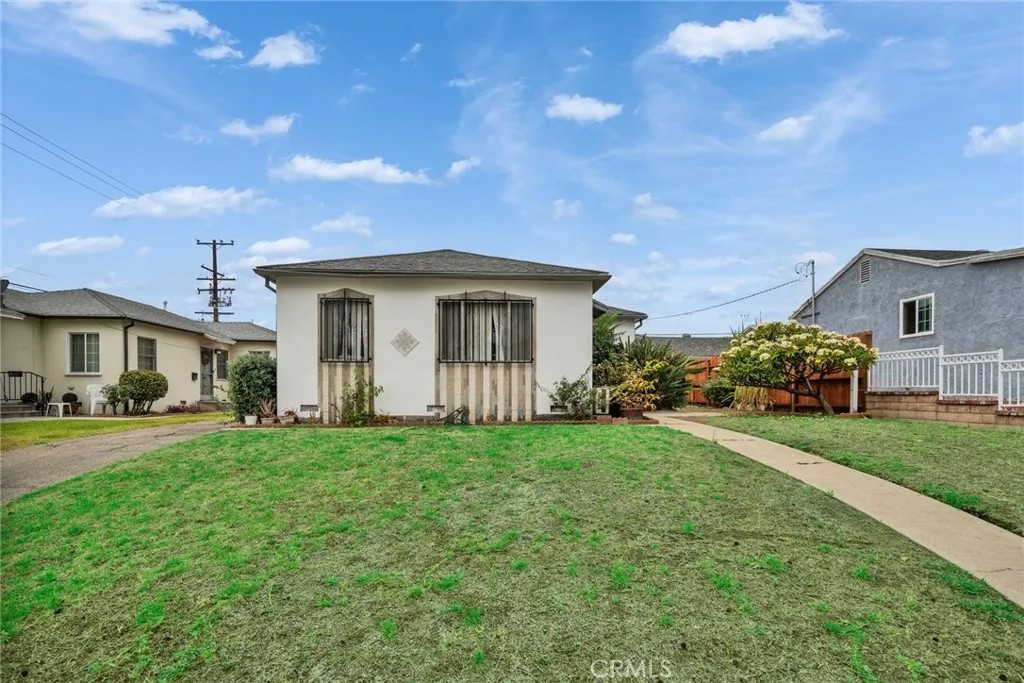 1305 S Ethel