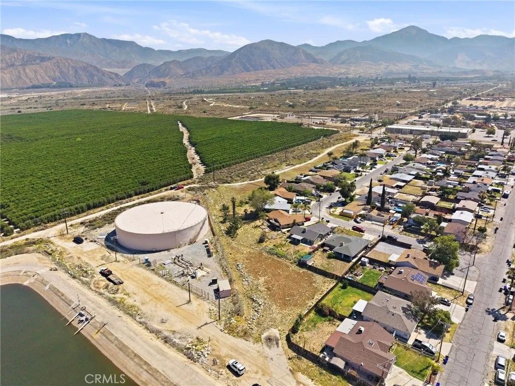 Photo of 2016 SAN Bernardino AVE, Mentone, CA 92359 (MLS # IG26099511)
