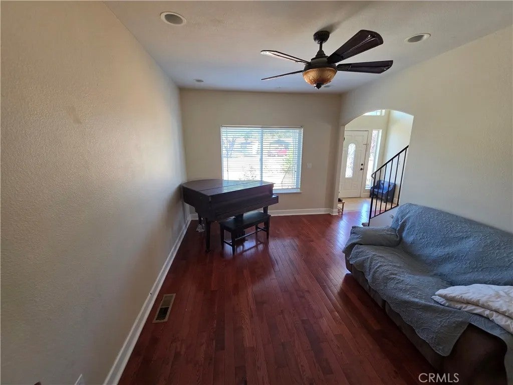 18817 dove crt.