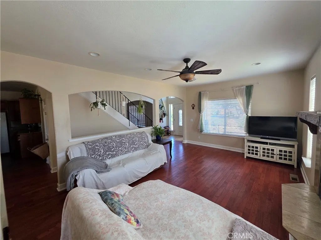18817 dove crt.