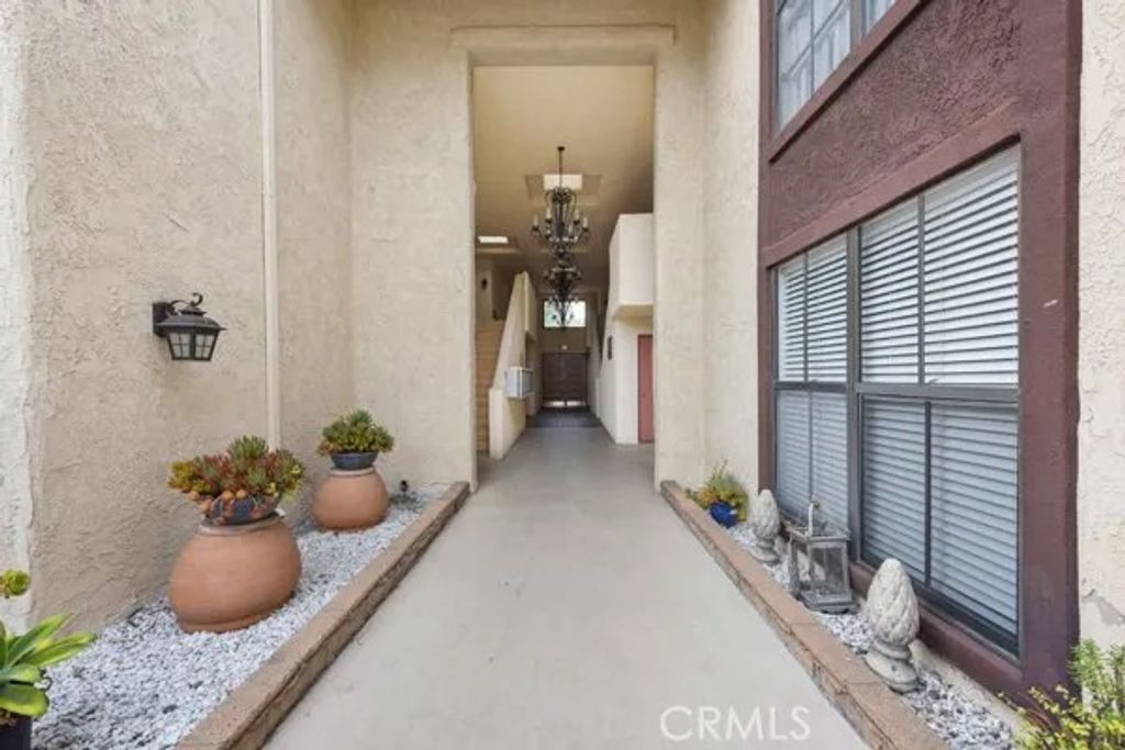Photo of 585 W Duarte RD #25, Arcadia, CA 91007 (MLS # SR26161957)