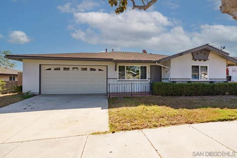 Photo of 133 Cregar Street, Oceanside, CA 92054 (MLS # 260020922)