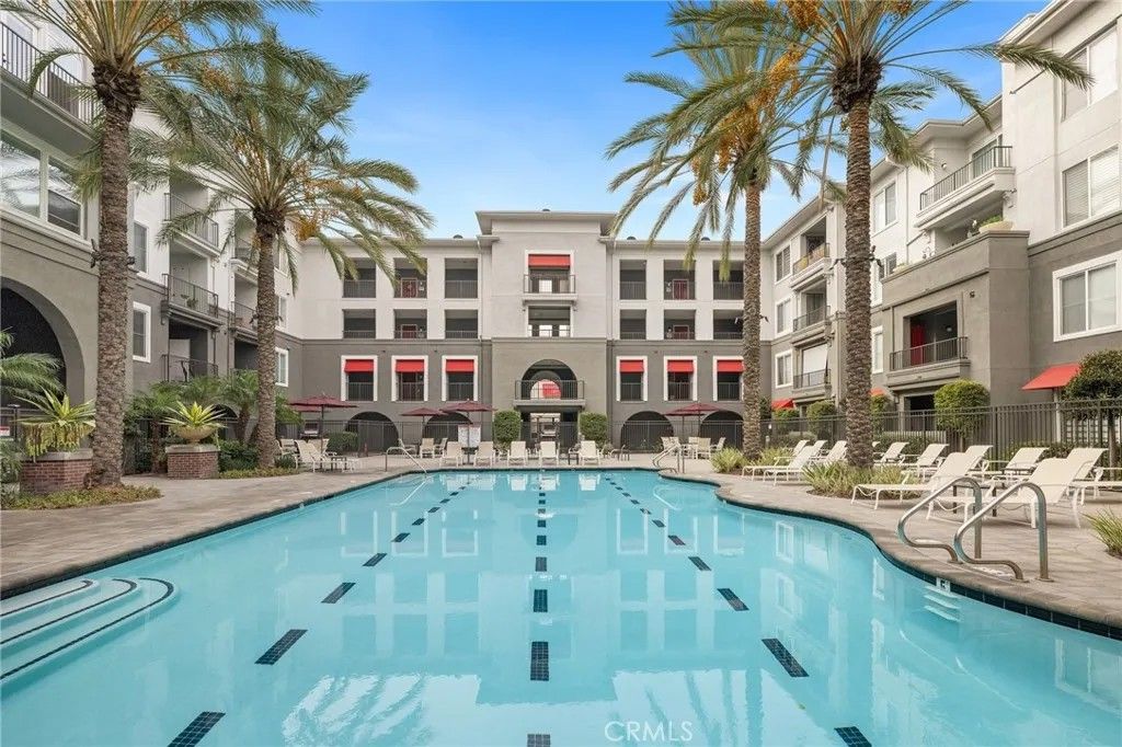 Photo of 1801 E Katella Ave #4005, Anaheim, CA 92805 (MLS # CV25279930)