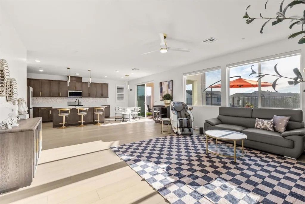 Photo of 550 Meadowood Street, Fallbrook, CA 92028 (MLS # NDP2602003)